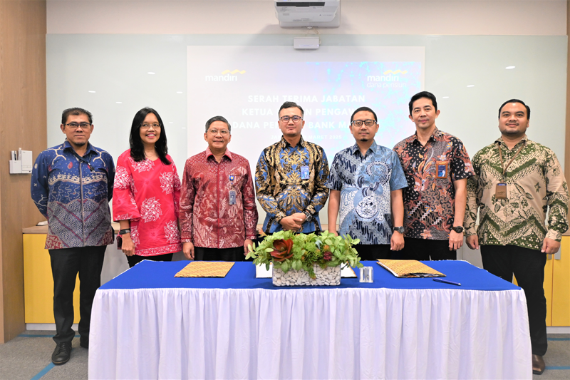 BERITA ACARA SERAH TERIMA JABATAN KETUA DEWAN PENGAWAS DANA PENSIUN BANK MANDIRI